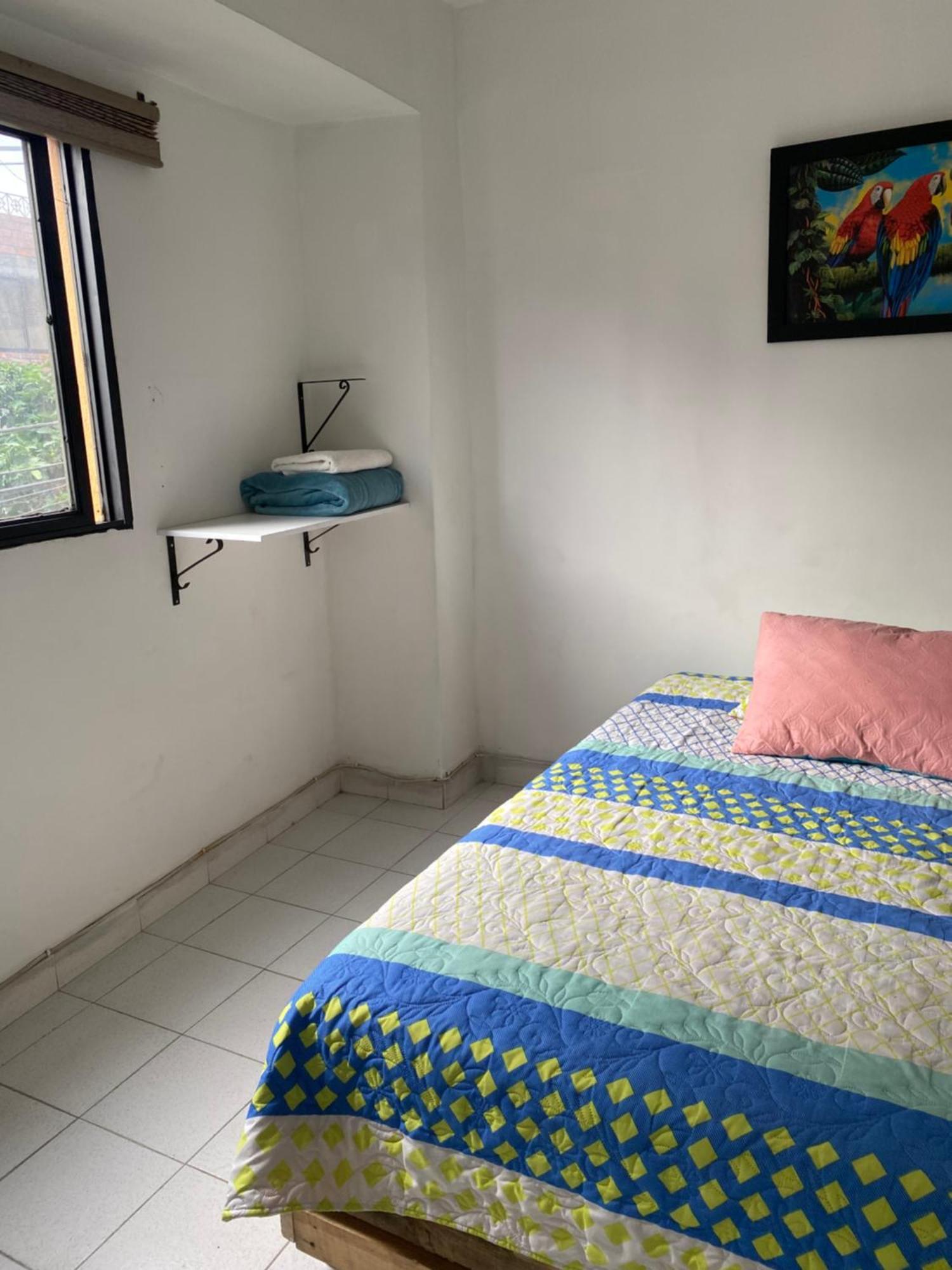 Hostel Kumho Home Μεντεγίν Εξωτερικό φωτογραφία