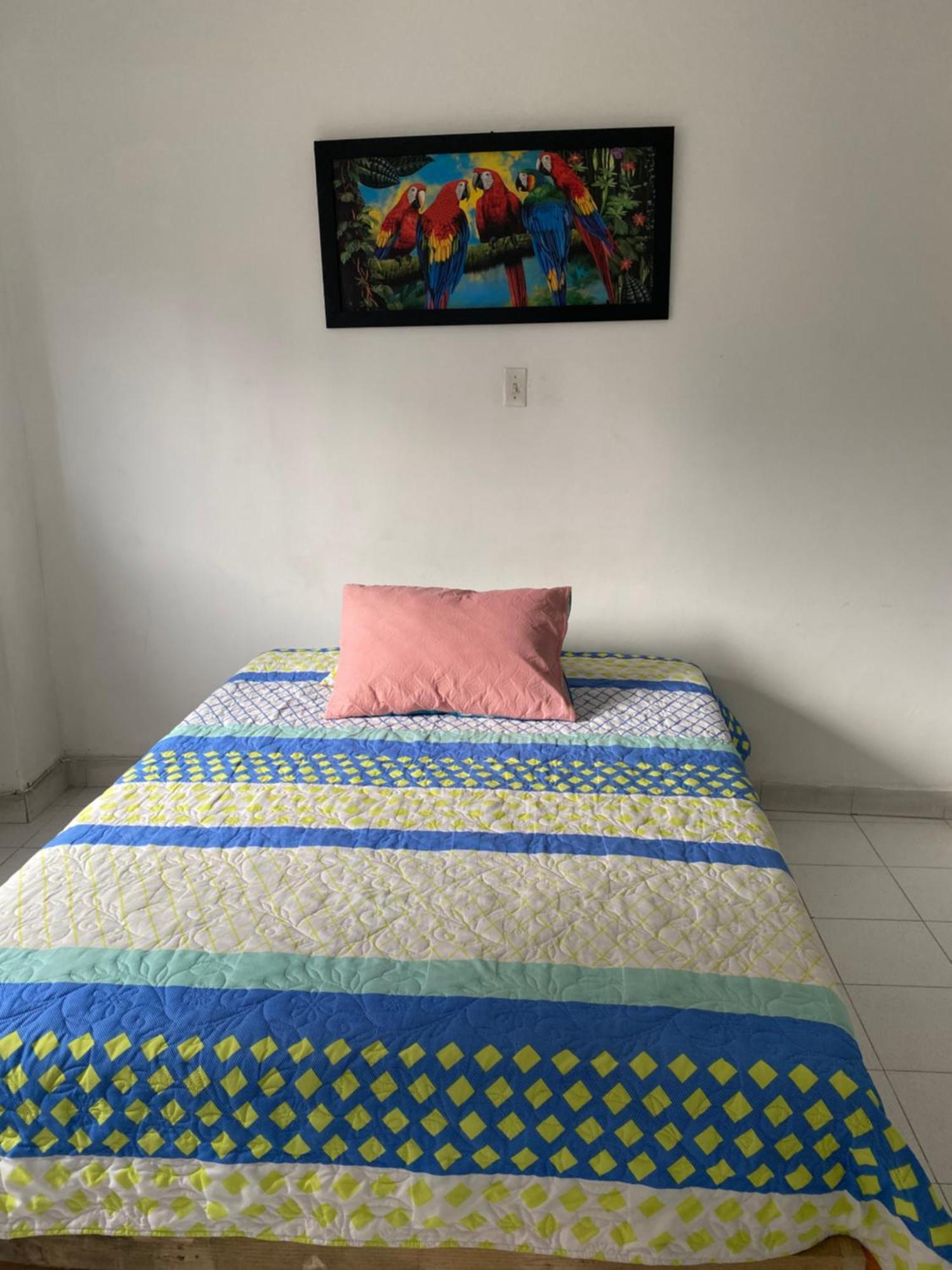 Hostel Kumho Home Μεντεγίν Εξωτερικό φωτογραφία